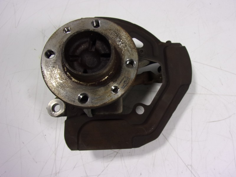 Recambio de mangueta delantera derecha para renault twingo iii 1.0 sce referencia OEM IAM 400144992R  