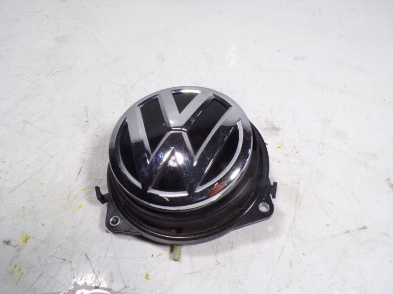 Recambio de maneta porton para volkswagen polo 1.0 tsi referencia OEM IAM 2G6827469FOD 5G9827469D 