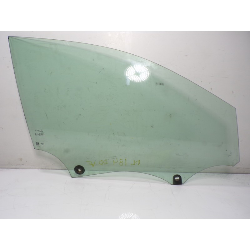 Recambio de cristal puerta delantero derecho para peugeot 5008 1.2 12v e-thp referencia OEM IAM 9811413680  