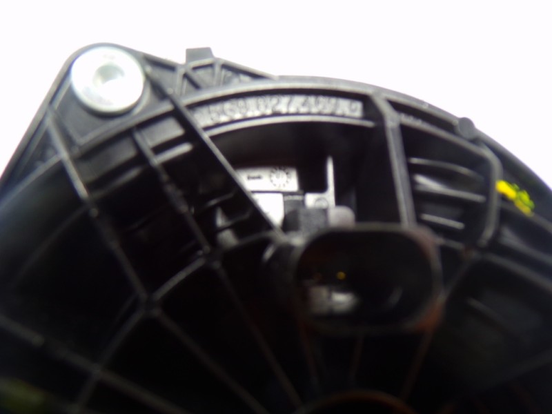 Recambio de maneta porton para volkswagen polo 1.0 tsi referencia OEM IAM 2G6827469FOD 5G9827469D 