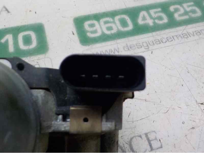 Recambio de motor limpia delantero para ford focus lim. (cb8) trend referencia OEM IAM 2135607 BM5117504AJ 