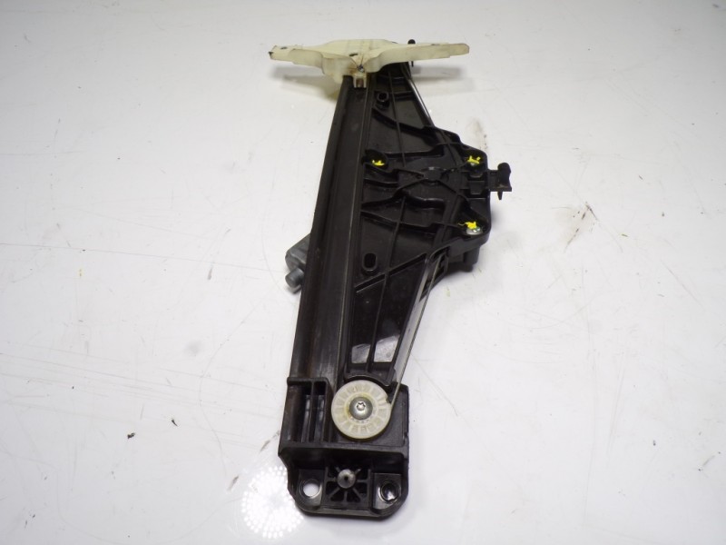 Recambio de elevalunas trasero derecho para peugeot 5008 1.2 12v e-thp referencia OEM IAM 9812642880 981264288001 