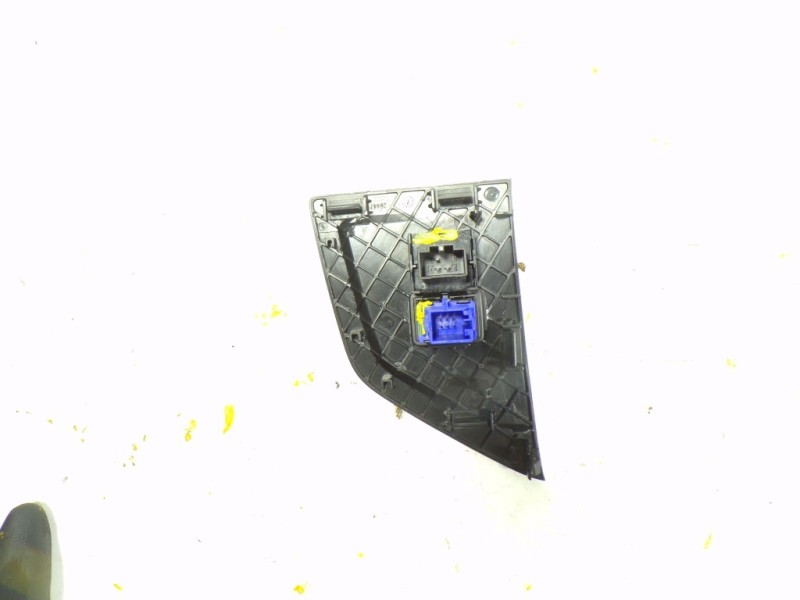 Recambio de warning para volkswagen polo 1.0 tsi referencia OEM IAM 2G0953509KQU  