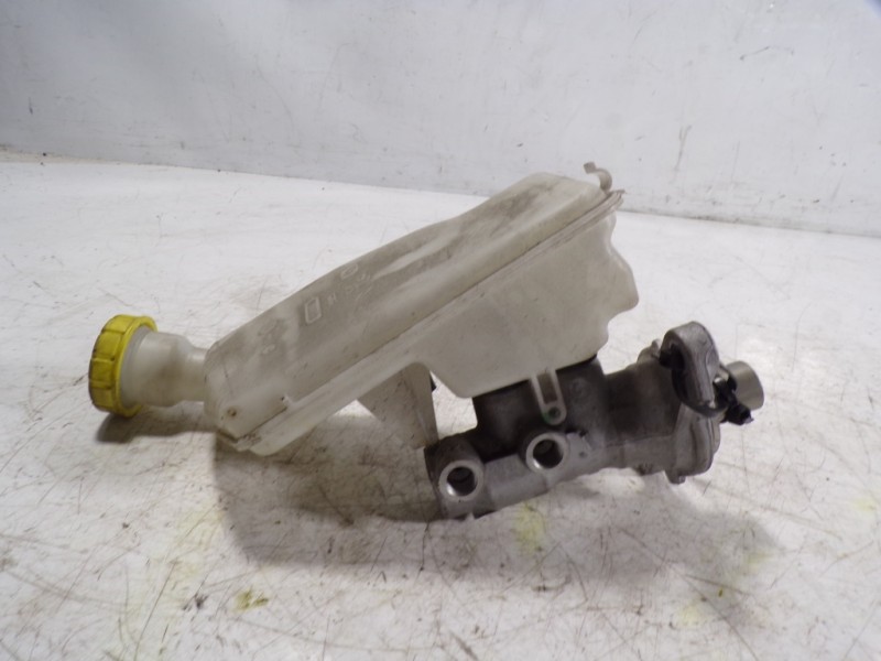 Recambio de bomba freno para citroën c4 cactus 1.2 12v vti referencia OEM IAM 4601R7  