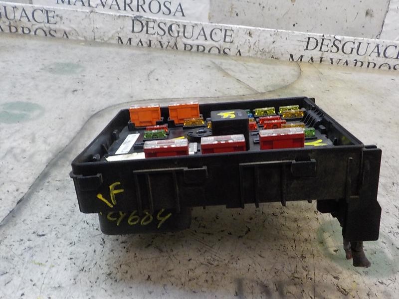 Recambio de caja reles / fusibles para volkswagen passat berlina (3c2) 2.0 tdi referencia OEM IAM 3C0937125  