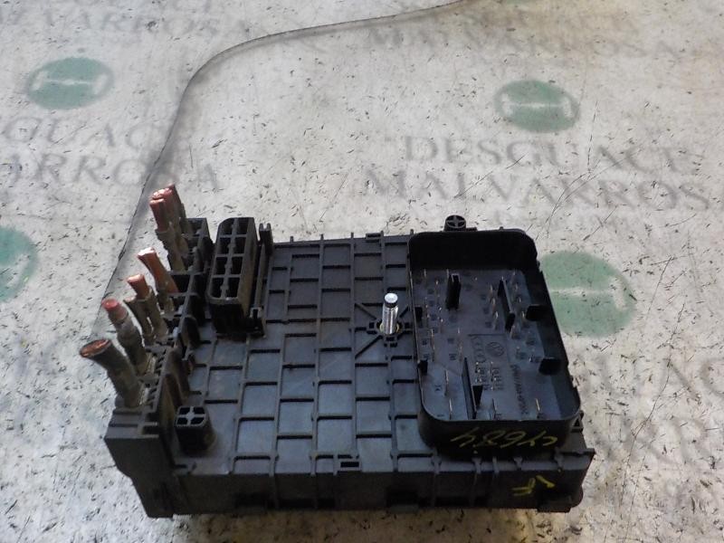 Recambio de caja reles / fusibles para volkswagen passat berlina (3c2) 2.0 tdi referencia OEM IAM 3C0937125  