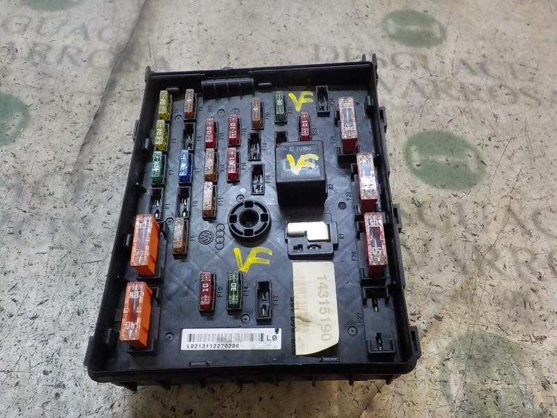 Recambio de caja reles / fusibles para volkswagen passat berlina (3c2) 2.0 tdi referencia OEM IAM 3C0937125  
