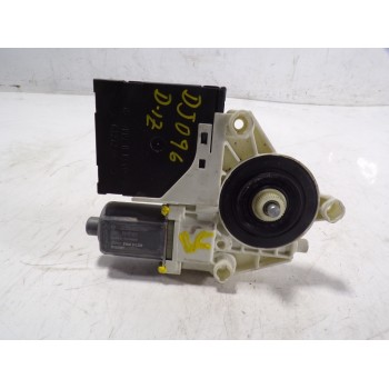 MOTOR ELEVALUNAS DELANTERO IZQUIERDO 2K5959701AZ05 2K5959701 