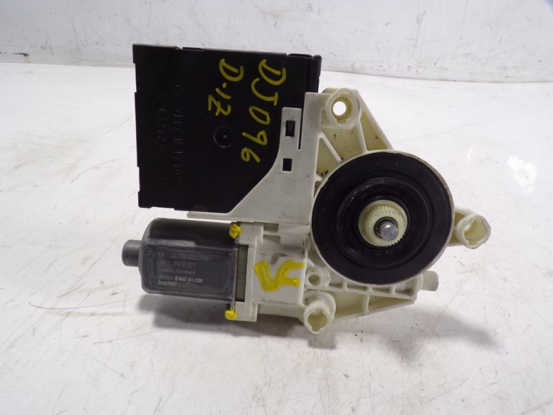 Recambio de motor elevalunas delantero izquierdo para volkswagen caddy furgón/kombi 2.0 tdi referencia OEM IAM 2K5959701AZ05 2K5