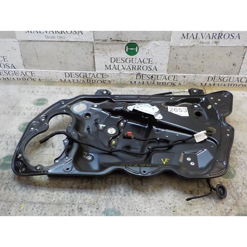 Recambio de elevalunas delantero derecho para volkswagen passat berlina (3c2) 2.0 tdi referencia OEM IAM 3C1837462H  