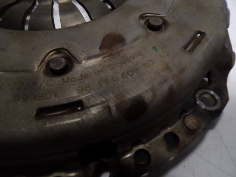 Recambio de kit embrague para peugeot 5008 1.2 12v e-thp referencia OEM IAM 9831386880 9812120380 