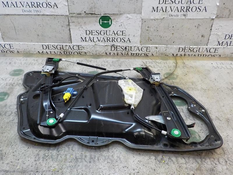 Recambio de elevalunas delantero derecho para volkswagen passat berlina (3c2) 2.0 tdi referencia OEM IAM 3C1837462H  