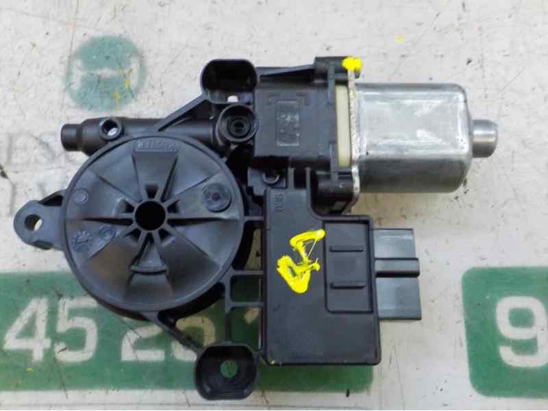Recambio de motor elevalunas trasero izquierdo para skoda fabia 1.0 mpi referencia OEM IAM 5Q0953811E 5Q0953811E 