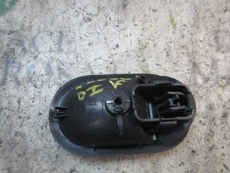 Recambio de maneta interior delantera izquierda para renault scenic ii 1.5 dci diesel referencia OEM IAM   