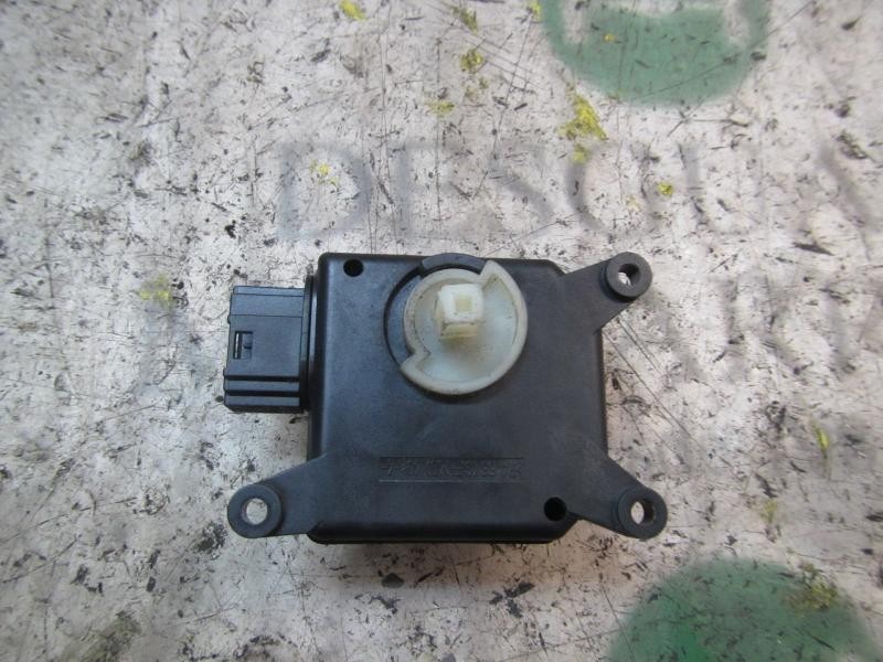 Recambio de motor electrico para opel zafira b 1.9 cdti referencia OEM IAM   