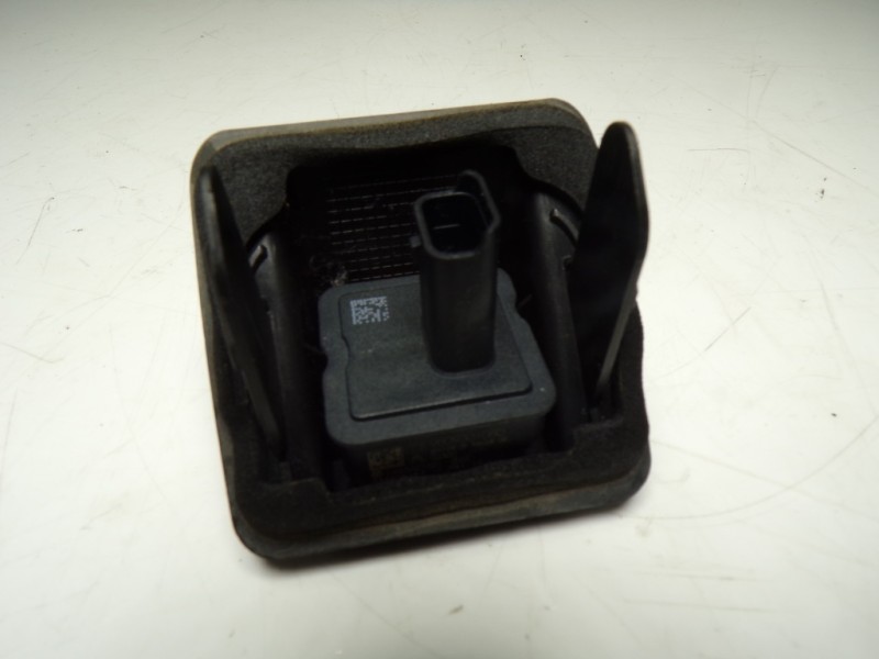 Recambio de modulo electronico para peugeot 5008 1.2 12v e-thp referencia OEM IAM 9809301080 9809301080 