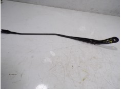 Recambio de brazo limpia delantero derecho para dacia sandero 0.9 tce referencia OEM IAM    2