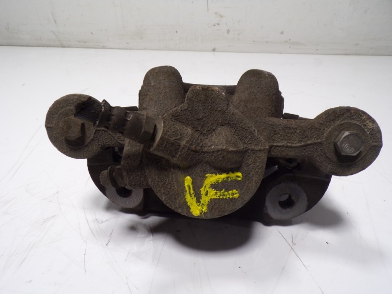Recambio de pinza freno delantera derecha para bmw serie 1 berlina (e81/e87) 116d referencia OEM IAM 34116774682  