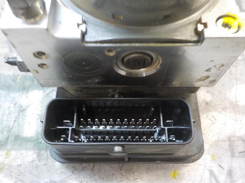 Recambio de abs para dacia dokker 1.5 dci diesel fap cat referencia OEM IAM 476601347R 476603736R 10022004554