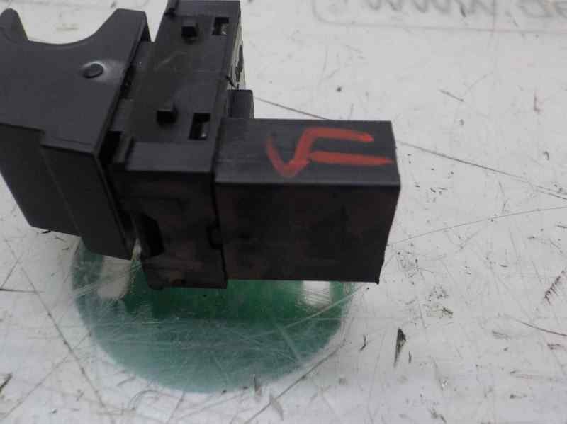 Recambio de mando elevalunas delantero derecho para seat ibiza sc (6j1) 1.2 tdi referencia OEM IAM 7L6959855BREH  