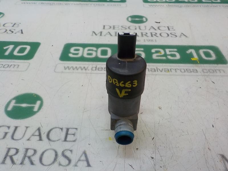 Recambio de bomba limpia para dacia duster basis 4x2 referencia OEM IAM 6001549444  