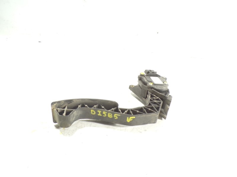 Recambio de potenciometro pedal para dacia duster 1.5 dci diesel fap cat referencia OEM IAM 180026342R 180022703R 6PV00997803