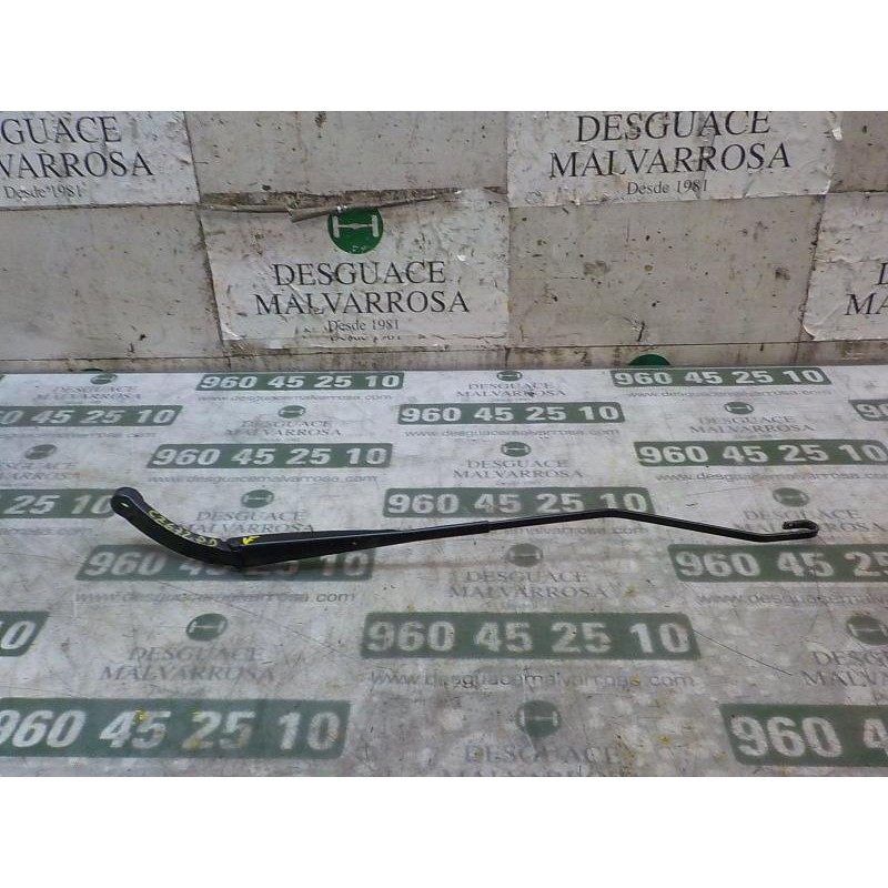 Recambio de brazo limpia delantero derecho para dacia dokker 1.5 dci diesel fap cat referencia OEM IAM 288860926R  