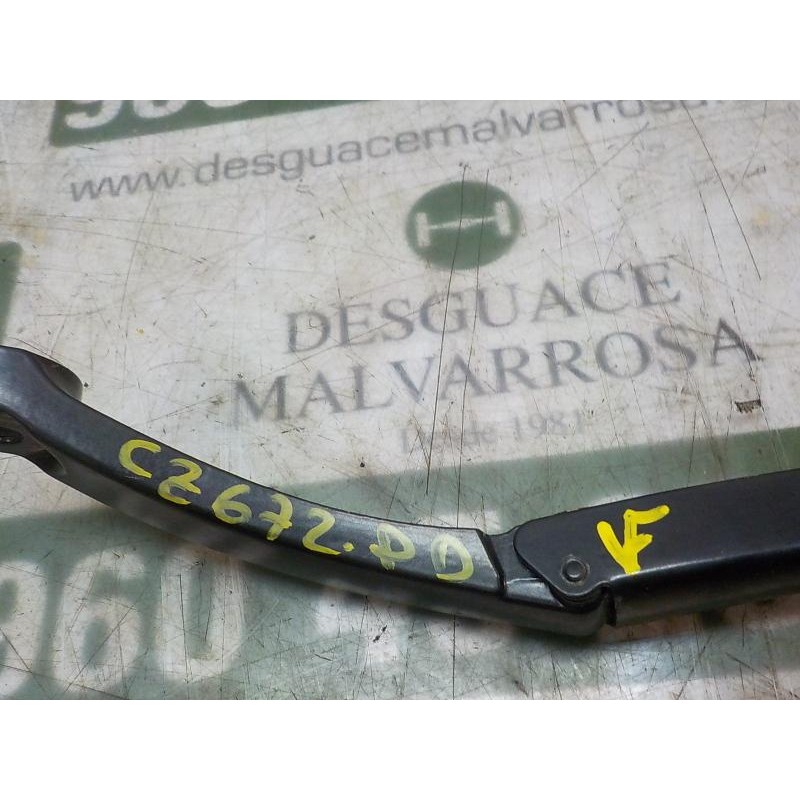 Recambio de brazo limpia delantero derecho para dacia dokker 1.5 dci diesel fap cat referencia OEM IAM 288860926R  