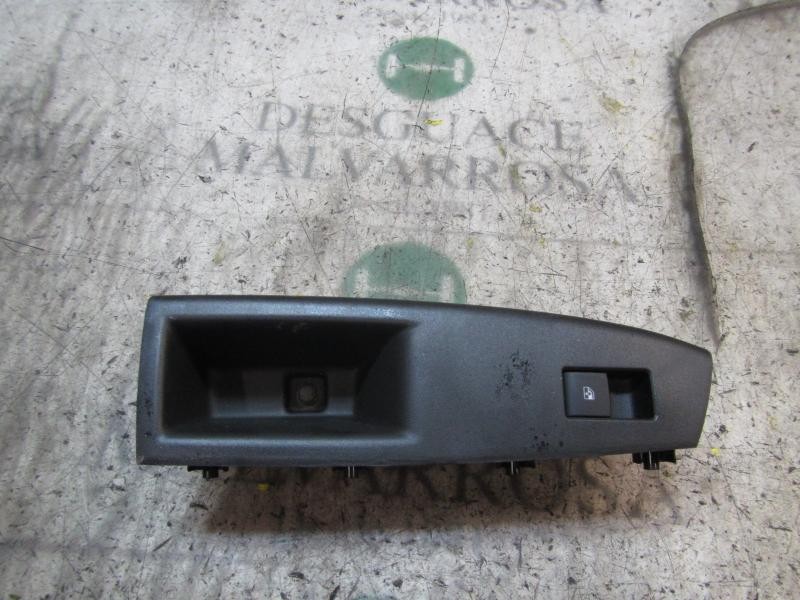 Recambio de mando elevalunas trasero derecho para chevrolet cruze ls referencia OEM IAM   