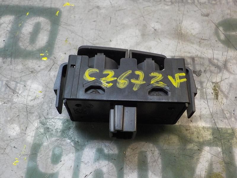 Recambio de warning para dacia dokker 1.5 dci diesel fap cat referencia OEM IAM 252905668R  