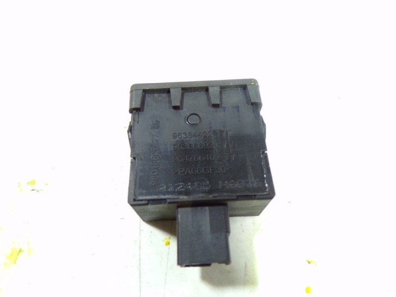 Recambio de modulo electronico para peugeot 208 1.2 12v vti referencia OEM IAM 98016627ZD 9638442277 