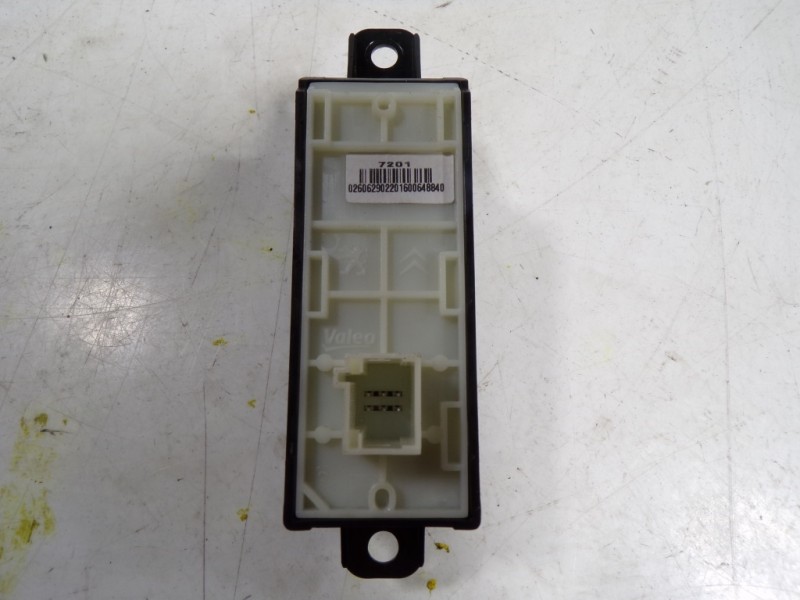 Recambio de modulo electronico para peugeot 208 1.2 12v vti referencia OEM IAM 98097243XU 98097243XU 