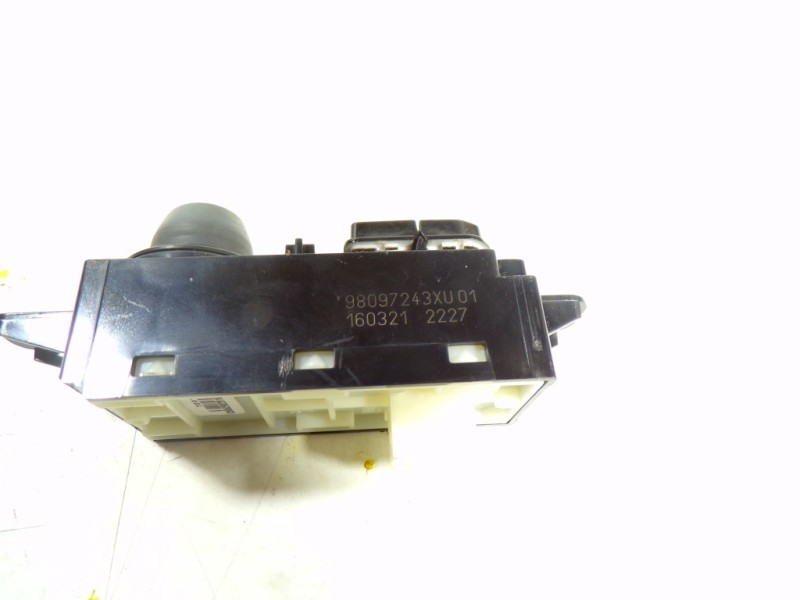 Recambio de modulo electronico para peugeot 208 1.2 12v vti referencia OEM IAM 98097243XU 98097243XU 