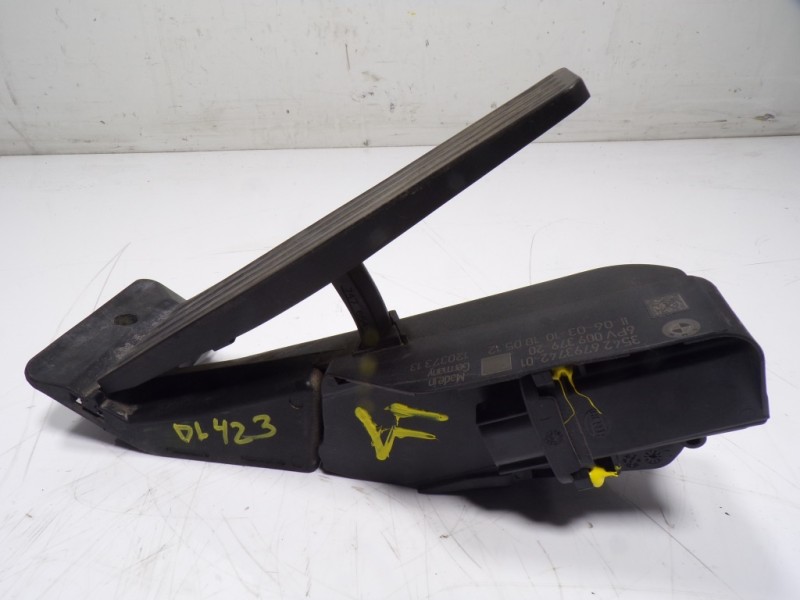 Recambio de potenciometro pedal para bmw serie 1 berlina (e81/e87) 116d referencia OEM IAM 35406889819 6PV00937920 