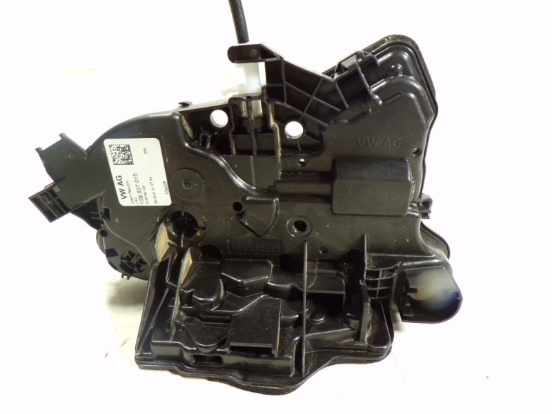 Recambio de cerradura puerta delantera izquierda para volkswagen polo 1.0 tsi referencia OEM IAM 10B837015 10B837015 E18749103