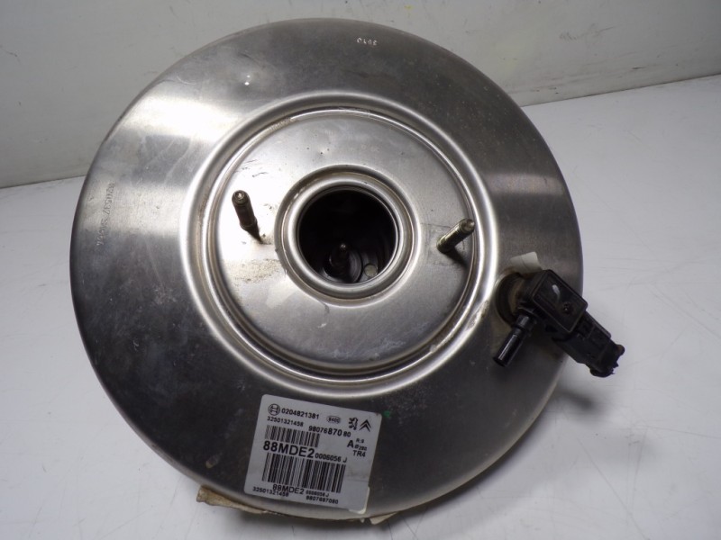 Recambio de servofreno para peugeot 5008 1.2 12v e-thp referencia OEM IAM 1616905380 9820604480 