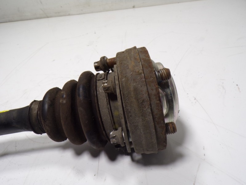 Recambio de transmision trasera derecha para bmw serie 1 berlina (e81/e87) 116d referencia OEM IAM 33217547076  