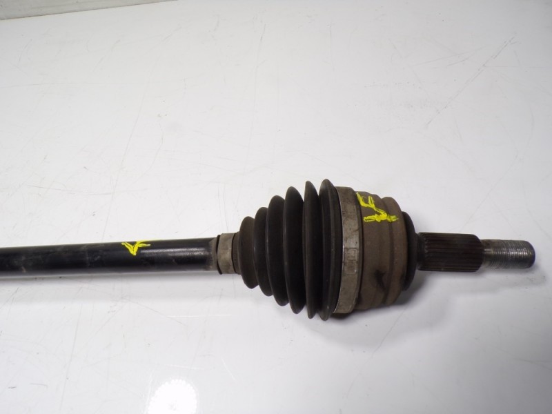 Recambio de transmision derecha para peugeot 5008 1.2 12v e-thp referencia OEM IAM 9809528380 9809528380 