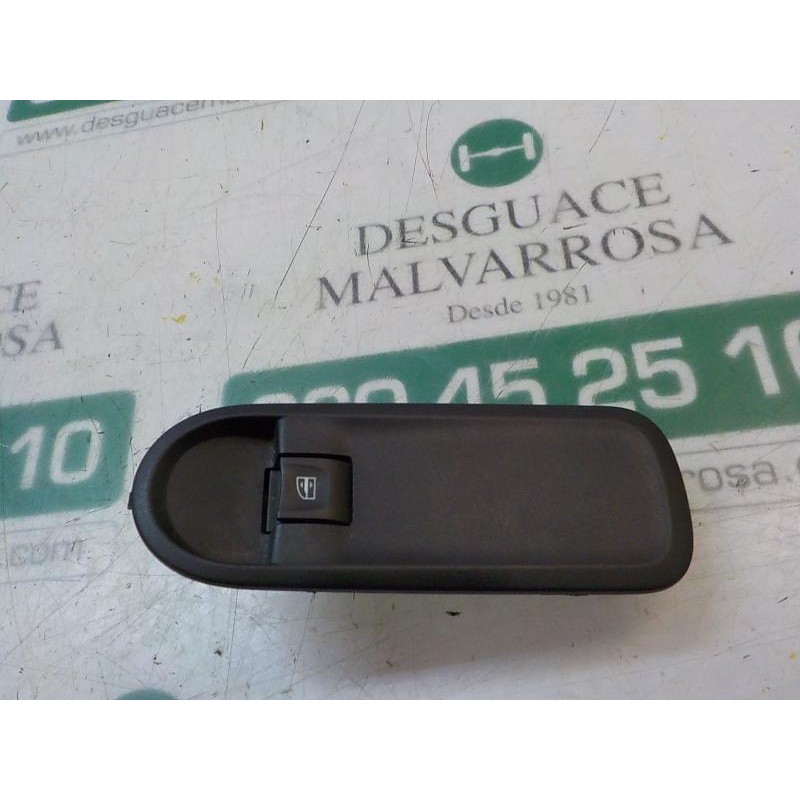 Recambio de mando elevalunas delantero derecho para dacia duster basis 4x2 referencia OEM IAM 254217475R  