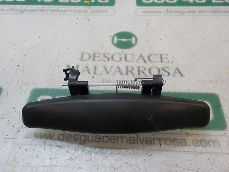 Recambio de maneta exterior delantera derecha para dacia duster basis 4x2 referencia OEM IAM 806067380R  