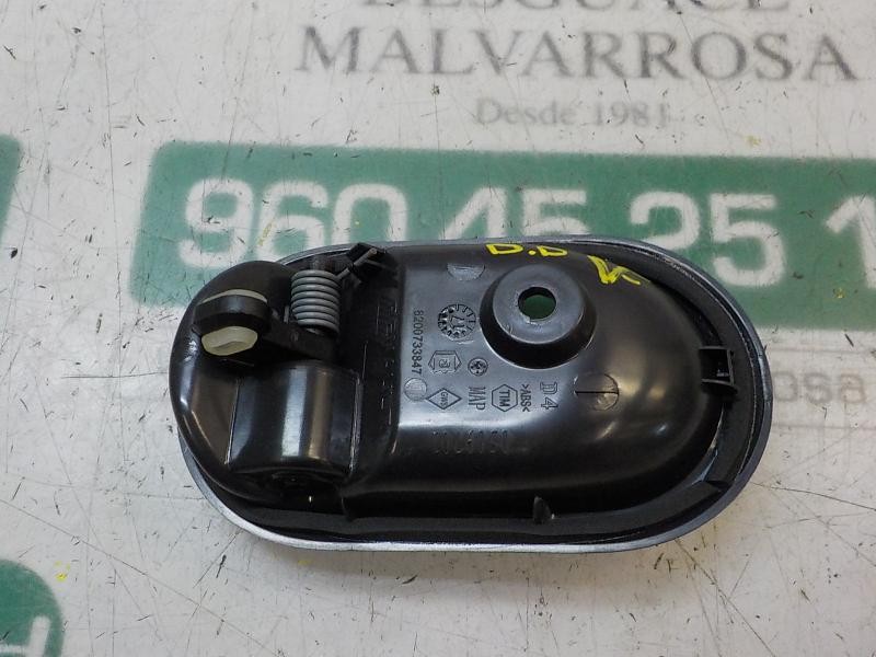 Recambio de maneta interior delantera derecha para dacia duster basis 4x2 referencia OEM IAM 8200733847  