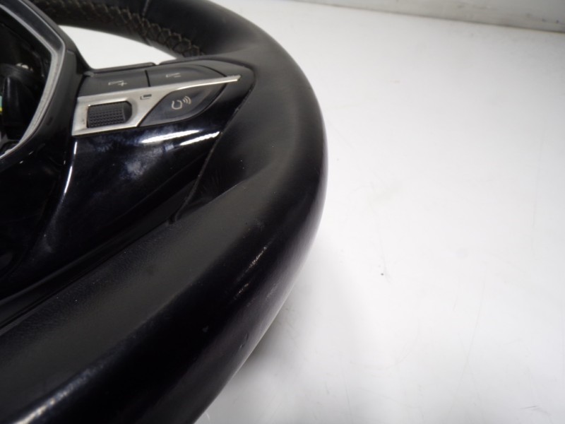 Recambio de volante para peugeot 5008 1.2 12v e-thp referencia OEM IAM 98105487AU 98105487AU 