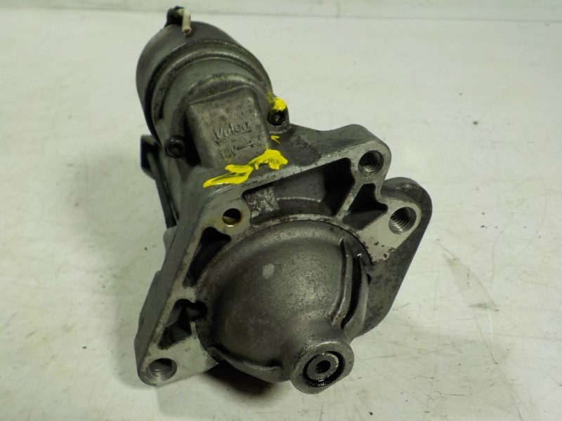 Recambio de motor arranque para renault clio iii 1.5 dci diesel fap referencia OEM IAM  233003329R 