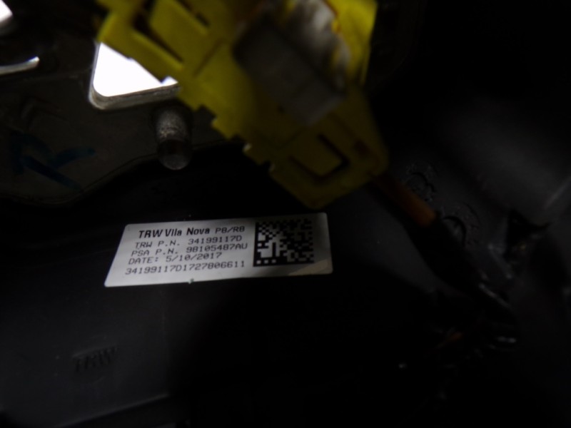 Recambio de volante para peugeot 5008 1.2 12v e-thp referencia OEM IAM 98105487AU 98105487AU 