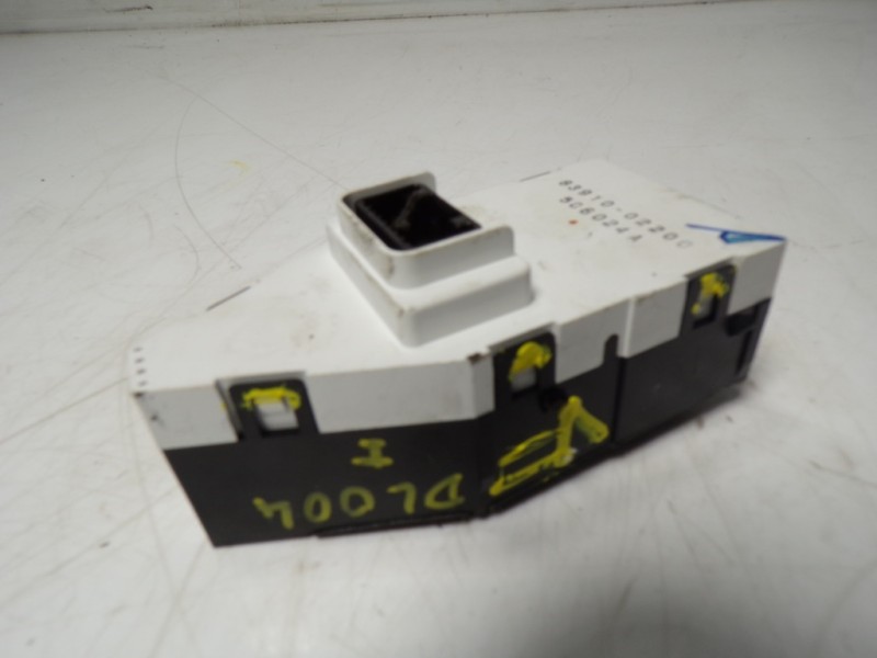 Recambio de modulo electronico para toyota auris touring sports (e18) hybrid active referencia OEM IAM 8391002200 8391002200 