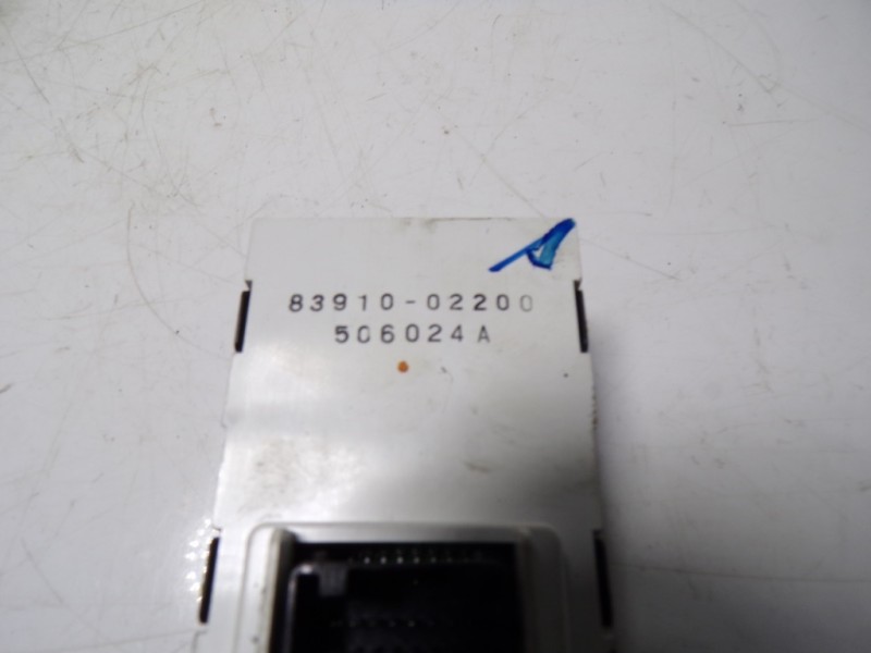 Recambio de modulo electronico para toyota auris touring sports (e18) hybrid active referencia OEM IAM 8391002200 8391002200 