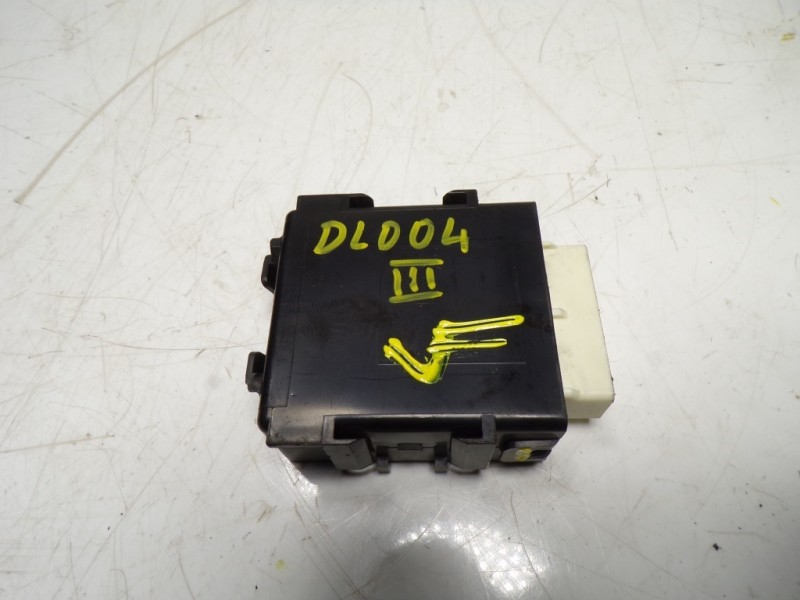 Recambio de modulo electronico para toyota auris touring sports (e18) hybrid active referencia OEM IAM 8594002060 8594002060 