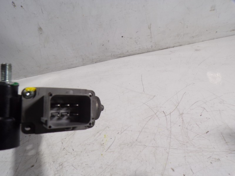 Recambio de elevalunas delantero izquierdo para opel combo d 1.3 16v cdti referencia OEM IAM 95509365 51810880 45240