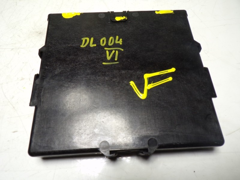 Recambio de modulo electronico para toyota auris touring sports (e18) hybrid active referencia OEM IAM 8998102040 8998102040 