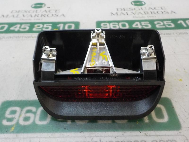 Recambio de piloto trasero central para dacia duster basis 4x2 referencia OEM IAM 265908613R  